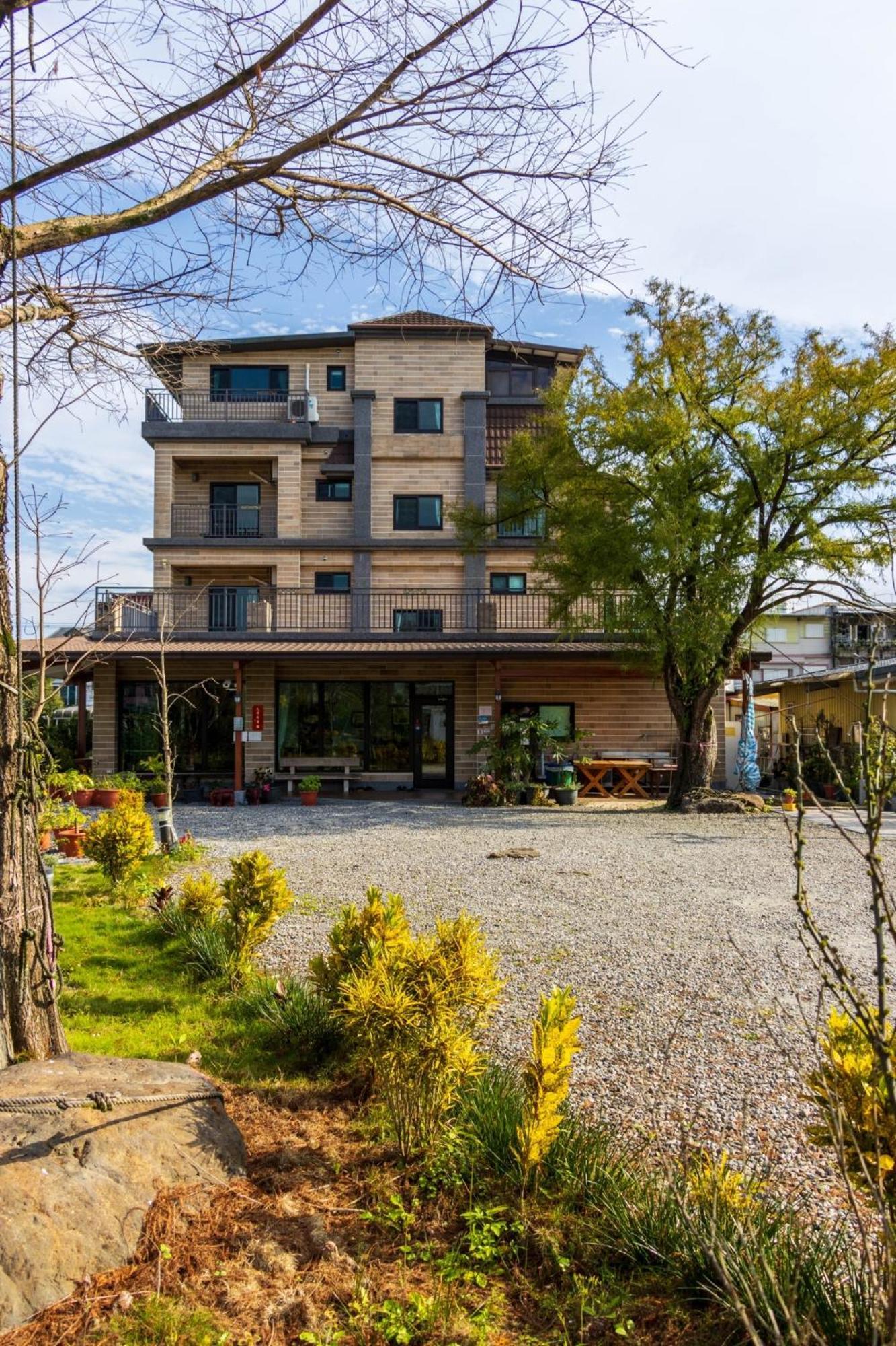 Post-Mountain View Appartement Dongshan  Buitenkant foto